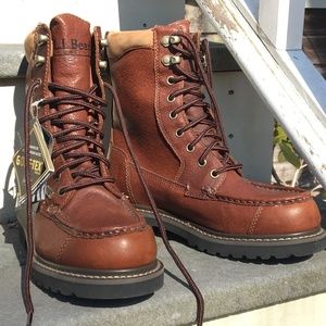 BRAND NEW LLBean ALL Leather Insulated H2O proof!